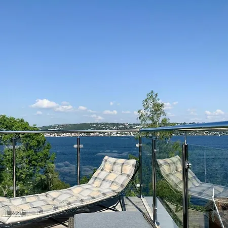 With Stunning Views Of Drobaksundet Sætre